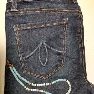 Level 99 Women's Jeans Size 27 Liza Skinny Dark Wash Mid Rise W/Free Necklace